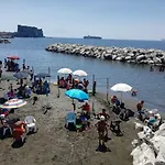 Appartement Chiatamone Seaside *