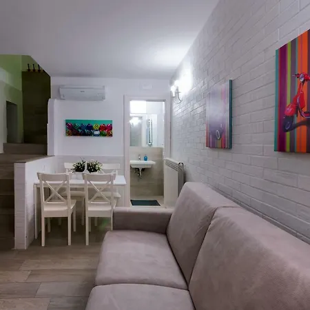 Apartament Chiatamone Seaside *