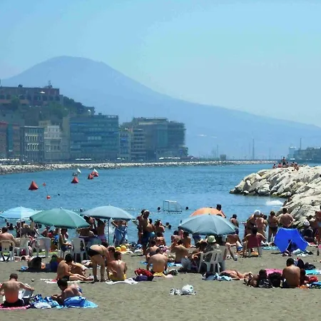 Appartamento Chiatamone Seaside *